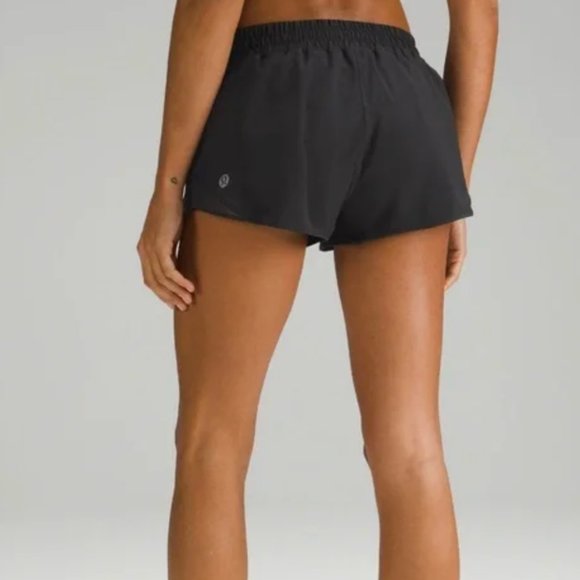 lulemon hotty hot black size 2 2.5" - Picture 2 of 3